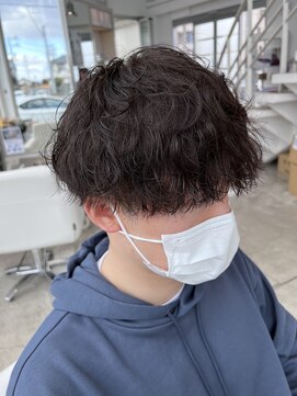 ブランコジーサウス(BLANCO G South) 波巻きスパイラルパーマ　ツーブロック　マッシュ　骨格補正