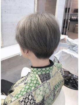 シャルムヘアー(charme hair) シルバーベージュ