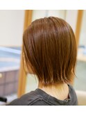 ショートボブ