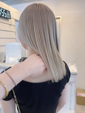 ジゼル 博多筑紫口店(GiseL) White♪