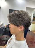 メンズハイライト×センターパート×パーマ