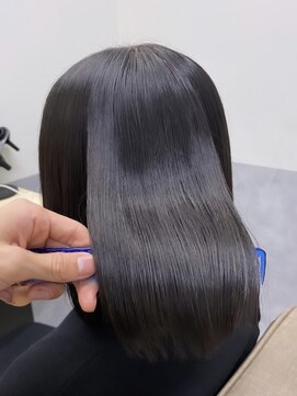 フレームプラス 御堂筋難波店(FRAME +) 酸性ストレート×アッシュブラック