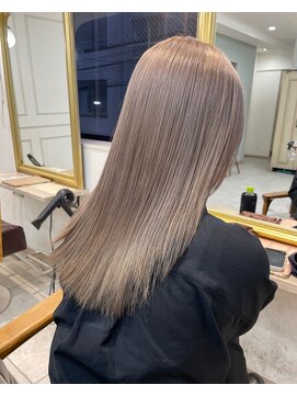 リヴィエラ 西日暮里店(Riviera) ミルクティーベージュ