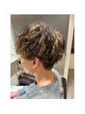 メンズメッシュスパイラルパーマ