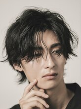 メンズ専門サロン『noen』だからこそ叶う、髪の毛から眉毛までトータルで整える垢抜けスタイル[アイブロウ]