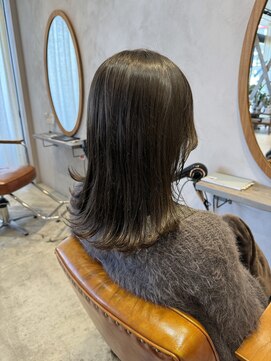 クルニエ(crenier) オリーブカラー/透明感カラー/赤味消しカラー