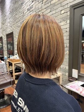 トイロ(toiro) レイヤーボブ