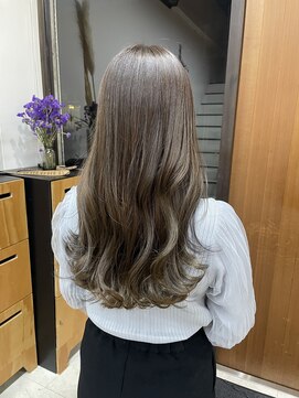 ノア(noa.) 明るめオリーブベージュ!