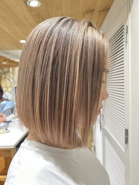 エイト新宿店(EIGHT shinjuku) シャドールーツ