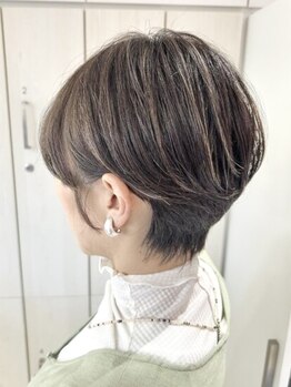 ケンジ 長後店(KENJE)の写真/顔まわりで印象は変わる*大人の似合わせショート!顔まわりレイヤー×前髪カットで自然な立体感と柔らかさを