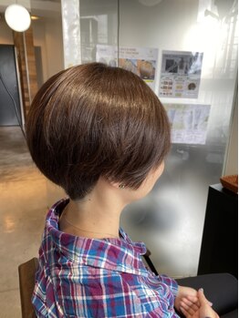 アンフィー(Amphi)の写真/お客様一人一人の骨格や生え癖・髪質を見極めて”理想のヘア”に☆ご自宅でもサロン帰りのスタイルが続く*