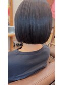 顎ライン ボブ 