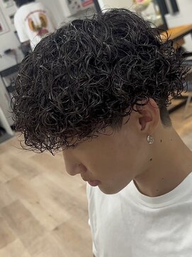 ウェイビーエフティフィフス 横浜西口(WAVEY ft.fifth) 横浜波巻きパーマツイスパツイストスパイラルパーマ緩め弱め30代