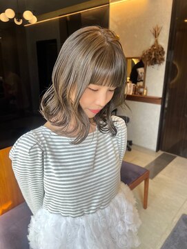 マーシュアンメゾン(Marsh un maison) olive beige