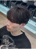 自然な毛流れを叶えるニュアンスパーマ