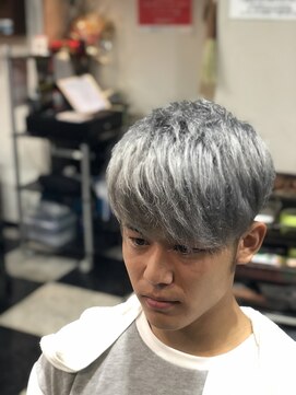 メンズサロン DATE 万博公園店 ハイトーンマッシュスタイル