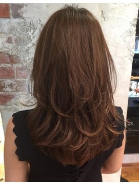 アフロート ルヴア(AFLOAT RUVUA) 年齢問わず人気!【後ろ姿も美人】ハイレイヤー【京佳】にお任せ