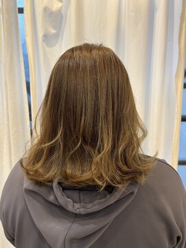 ペイジバイネオリーブ 吉祥寺店(Paige by Neolive) 明るめオリーブベージュカラー×ミディアムボブ