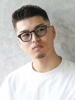 にもう&nbsp;スキンフェード　アップバング　アイロンパーマ