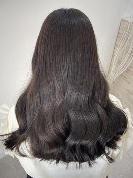 ラビス クローバー(Lovis clover) 切りっぱなしボブ/エアリーロング/ピンクブラウン/美髪のススメ