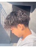 【スタイリスト遠藤】時代は波巻きパーマでしょう