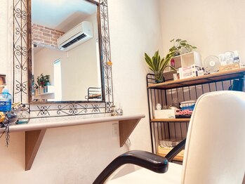 ビーチ ヘアー(Beach Hair)の写真/海辺のコテージに遊びに来たかのようなrelaxムードの漂う空間◇寛ぎながらあなただけのサロンtimeを満喫◎
