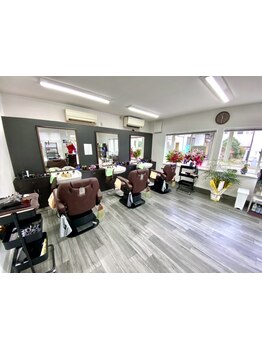 ハイクオリティな技術を、プチプラでお得に◎毎週でも毎月でも通えるプチプラな料金設定が大人気☆