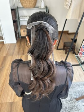 オウン(AUN) ポニーテール