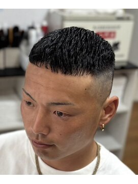 ピシャッとニ代目銀二郎 濡れパンクロップスタイル