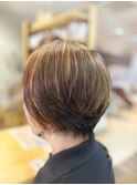 ショートボブ