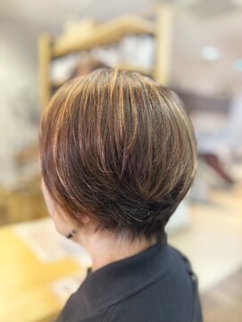 ケイズプラスカラン(HAIR AND MAKEUP K's PLUS calin) ショートボブ
