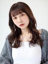 ガリカ 博多駅前(Gallica)&nbsp;ぱつっと前髪とゆるふわカールのナチュラルヘア