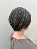 イーエル グランデ(e.ll grande) ショート×ハイライト