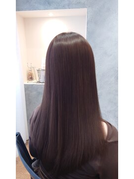 トレランス(TOLERANCE) 顔周りのレイヤーロング