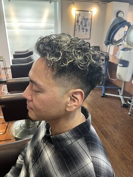 スリーク 吹田店(Sleek) 極道パーマ