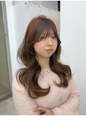 美髪カールピンクブラウンヘアメイクセミディ似合わせ前髪