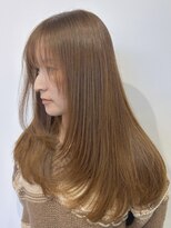 ソアロ(SOARO)&nbsp;岐阜顔まわりレイヤーロングミルクティーベージュ20代