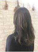 アッシュグレー×ゆるウェーブセミロング