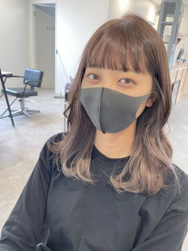 ナンバー(number+) 20代30代大人可愛い透明感インナカラーミルクティーベージュ