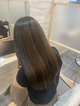 ジーナ 福岡千早(Zina) 【Zina】original髪質改善トリートメント/艶カラー/20代30代40代