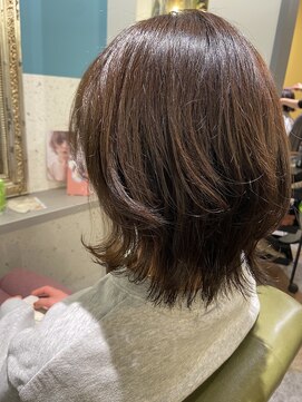 ムーン(moon) #マッシュヘア特集 #くびれヘア #メルティカラー