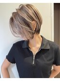 外国人風ショート バレイヤージュ ベージュ t828
