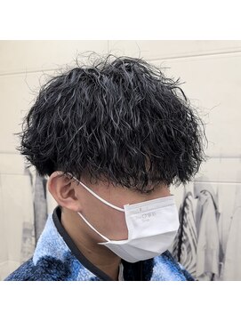 ウェーブ(WAVE) 前下がりマッシュ×ツイストスパイラル/メンズパーマ