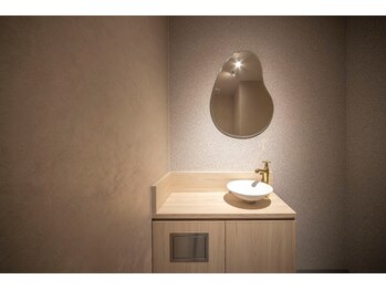 全席個室　髪質改善&トリートメント&ヘッドスパtuuliよろずや通り店【トゥーリ】