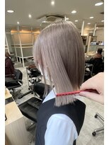 ヒム(HyMN)&nbsp;ボブ×ベージュ