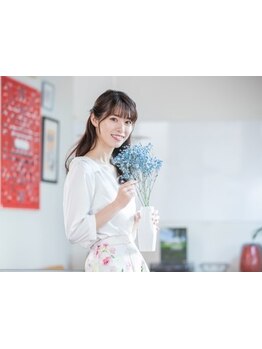 アイメニューのまつ毛パーマやフェイシャルのシェービング、オーガニック系のヘアカラーなど多数ご用意☆