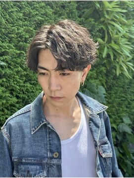 レタッチ バイ フィフス 天神大名(RETOUCH by fifth) 波巻きスパイラルパーマツイストパーママッシュメンズパーマ束感