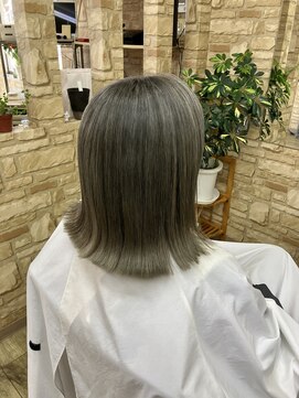 美容室レゴ(REGO) 外はねボブ