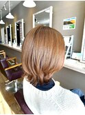 ミディアムストレート外ハネボブ大人ショート切っぱなしボブ