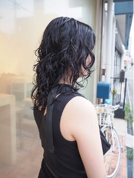 イロ(IRO) ロング　ウェーブ